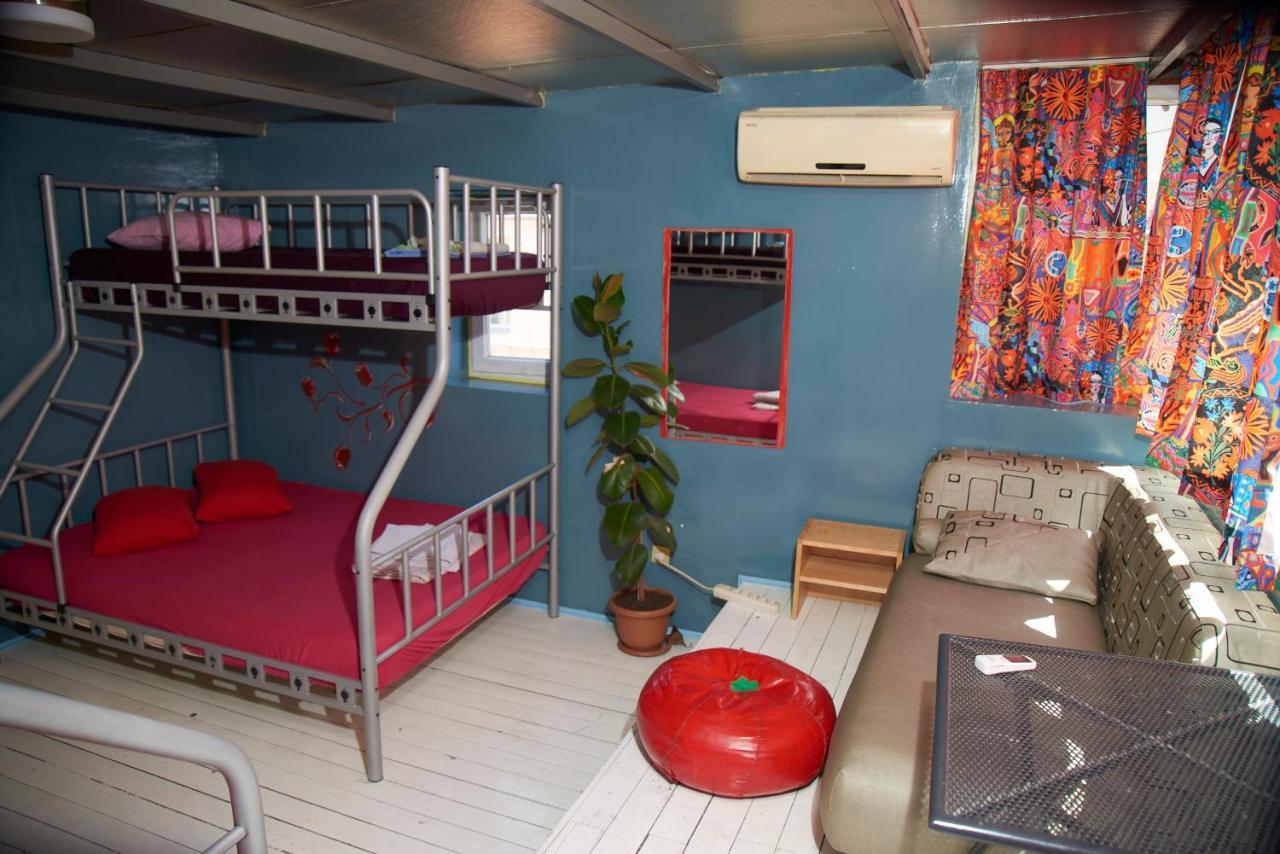 Chillout Lya Hostel & Lounge Istanbul Exterior photo