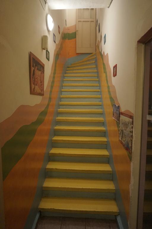 Chillout Lya Hostel & Lounge Istanbul Exterior photo
